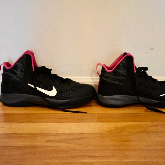 Nike Kids Size 7 Hyperfuse 2013 Basketball shoes - Picture 5 of 7
